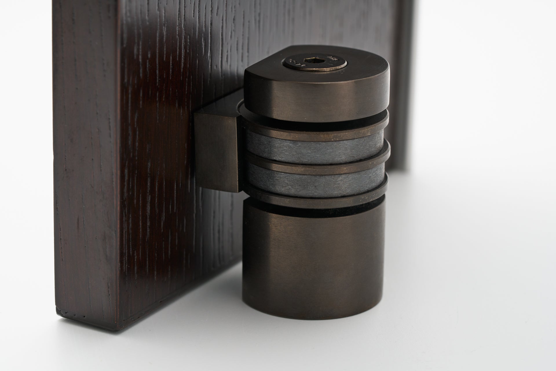 HB710 L ORB Modified Round Magnetic Doorstop, Oil Rubbed Bronze ...